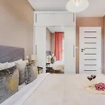 Lumina Luxury 3-rooms With Parking Lägenhet Łódź