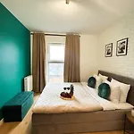 Lägenhet Lumina Luxury 3-rooms With Parking