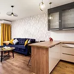 Lägenhet Lumina Luxury 3-rooms With Parking