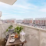 Lumina Luxury 3-rooms With Parking *
