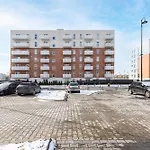 Lumina Luxury 3-rooms With Parking