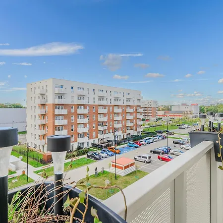 Lumina Luxury 3-rooms With Parking *