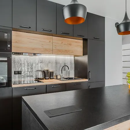 Lumina Luxury 3-rooms With Parking Apartment *