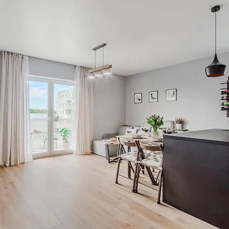 Lumina Luxury 3-rooms With Parking Apartment