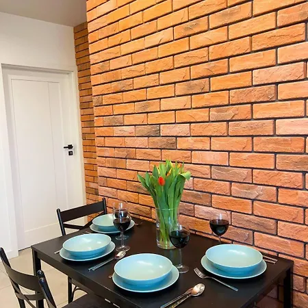 Lumina Luxury 3-rooms With Parking