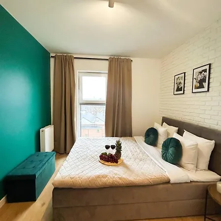 Lägenhet Lumina I Comfy 3-room With Parking I Balcony