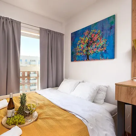 Lumina I Comfy 3-room With Parking I Balcony Lägenhet