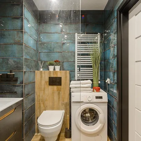 Lumina Luxury 3-rooms With Parking Lodz