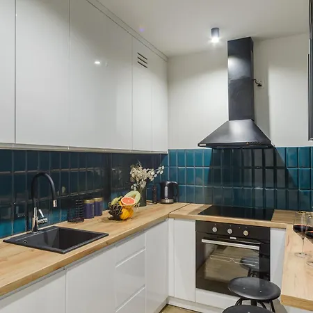 Lumina Luxury 3-rooms With Parking *