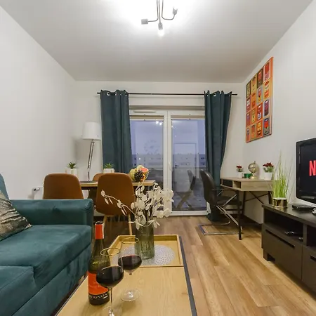 Lumina Luxury 3-rooms With Parking Lodz