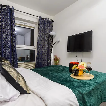 Lumina Luxury 3-rooms With Parking