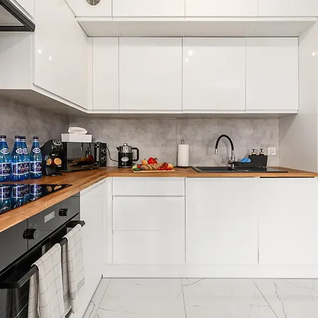 Lumina Luxury 3-rooms With Parking