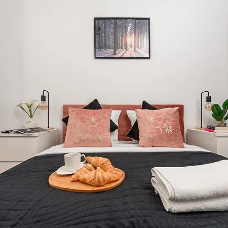 Lumina Luxury 3-rooms With Parking Apartment Lodz