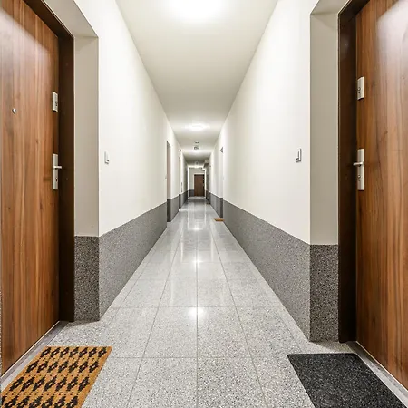 Apartment Lumina Luxury 3-rooms With Parking Lodz
