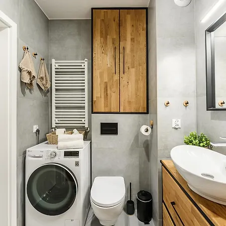 Lumina Luxury 3-rooms With Parking Apartment *
