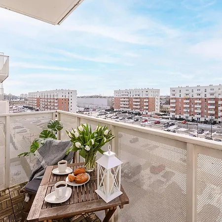 Lumina Luxury 3-rooms With Parking *