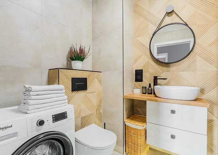 Lumina Luxury 3-rooms With Parking Lägenhet *