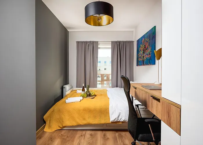 Lumina Luxury 3-rooms With Parking