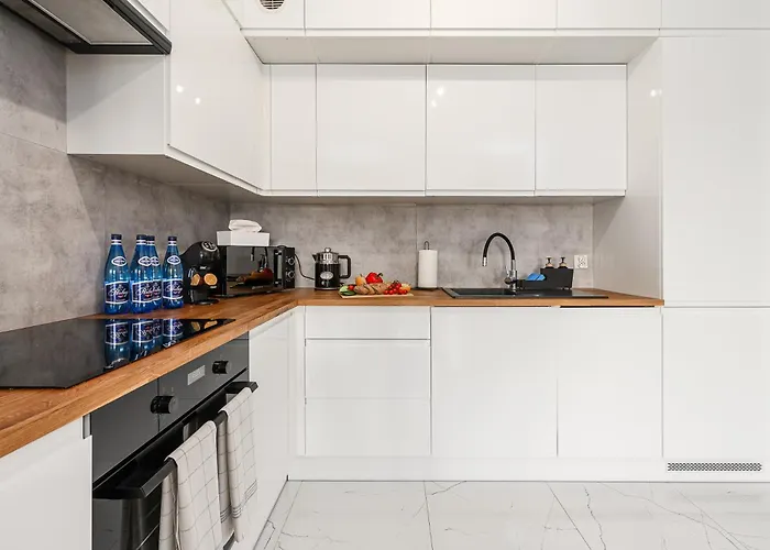 Lumina Luxury 3-rooms With Parking