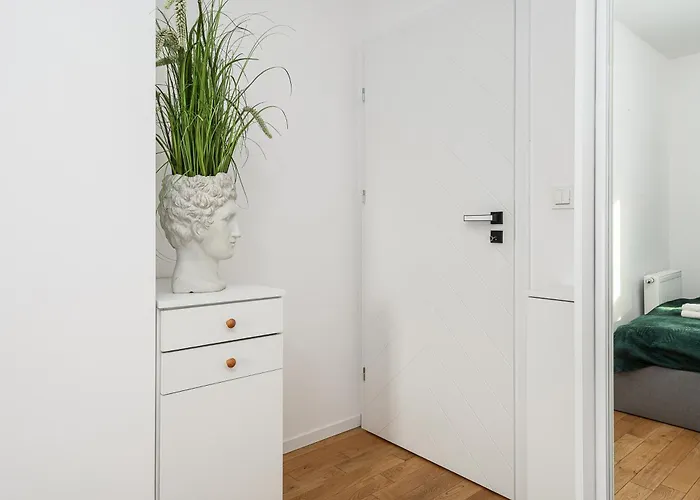 Lumina Luxury 3-rooms With Parking *