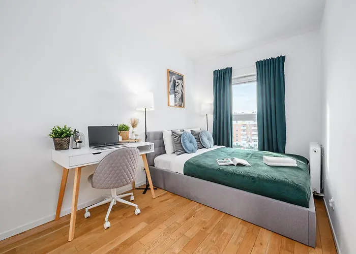 Lumina Luxury 3-rooms With Parking