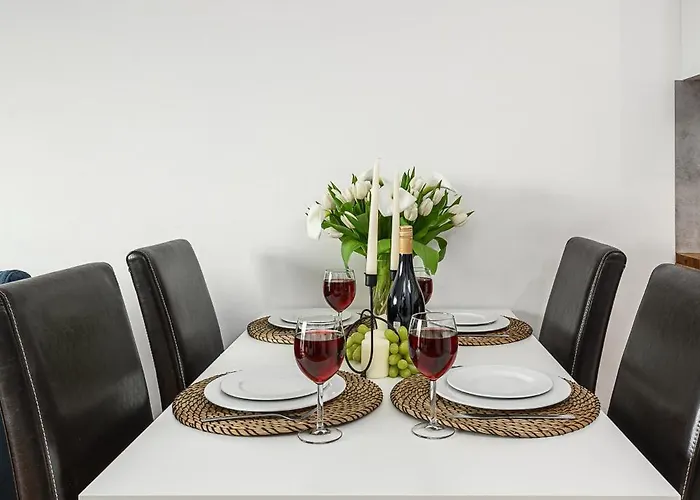 Lumina Luxury 3-rooms With Parking Łódź